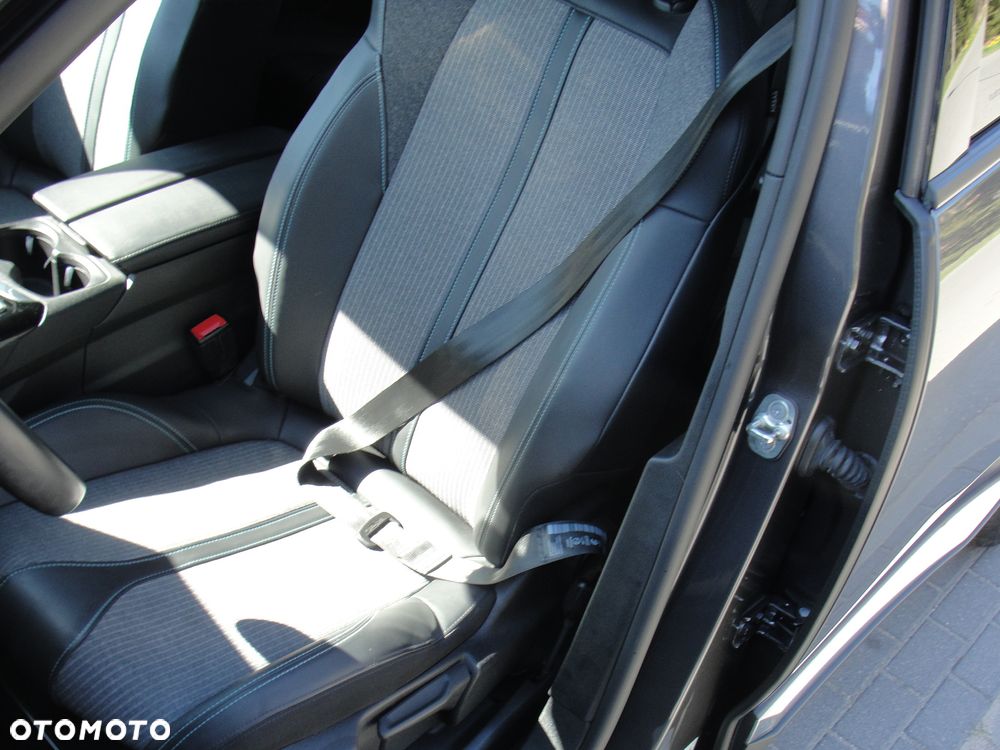 Peugeot 5008 1.2 PureTech Road Trip S&S EAT8 - 10