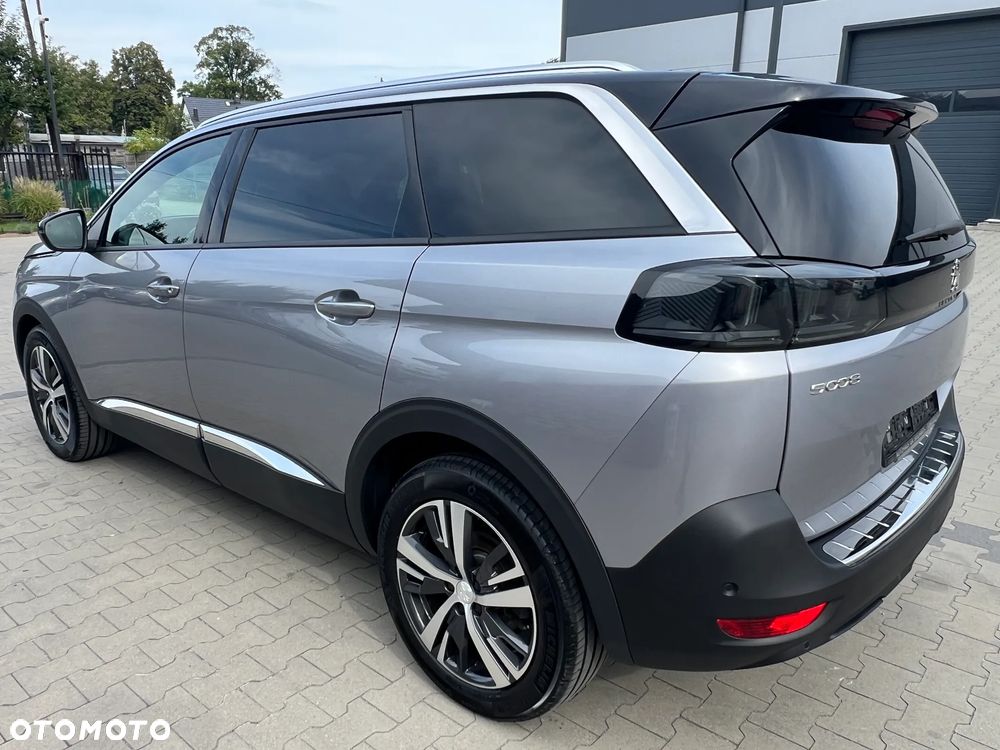 Peugeot 5008 - 3