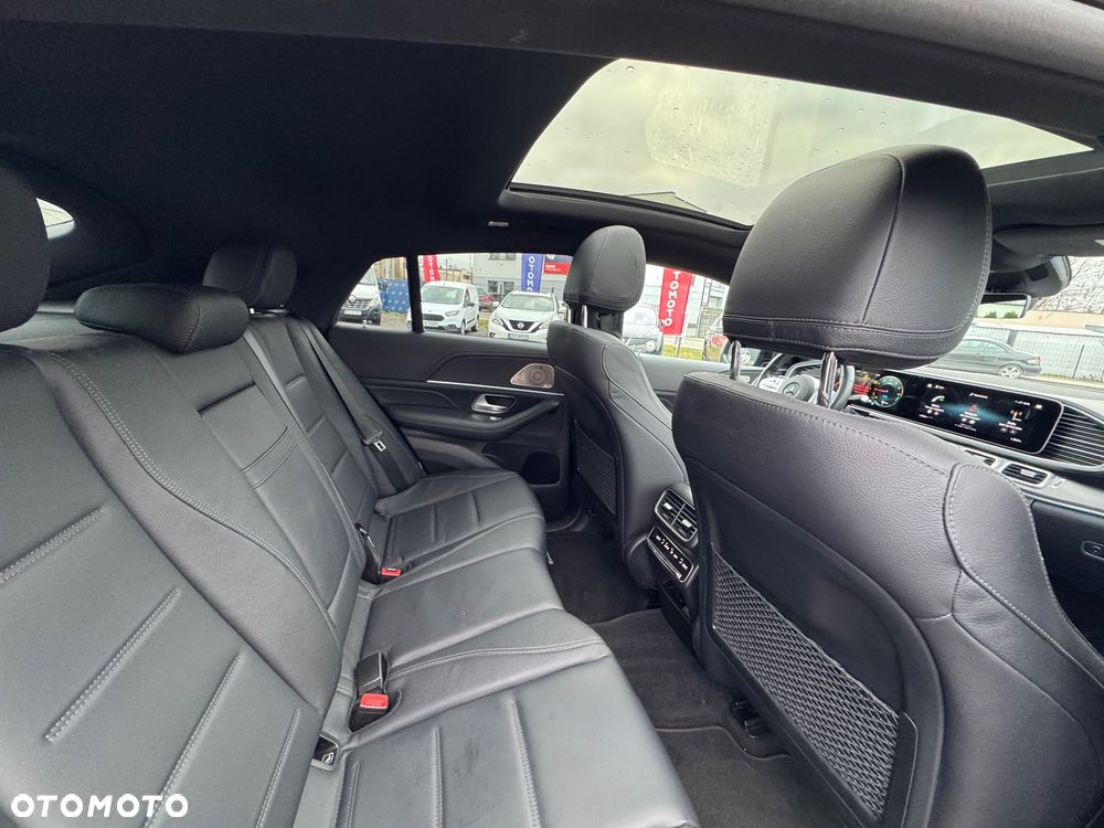 Mercedes-Benz GLE 300 d 4Matic 9G-TRONIC AMG Line - 23