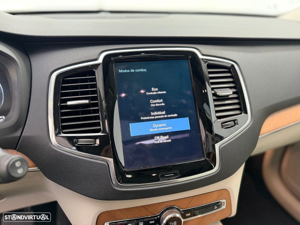 Volvo XC 90 2.0 B5 Momentum Plus AWD - 15