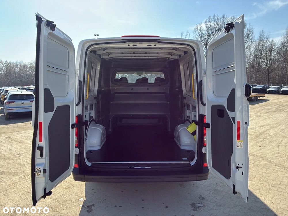 Volkswagen Crafter 35 Brygadówka/Furgon L3/H2, 2.0TDI 140KM, r.o. 3640 - 10