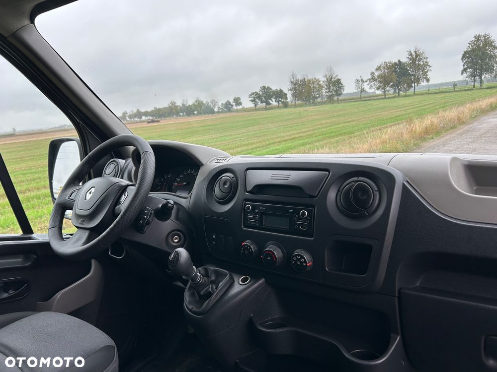 Renault Master - 25