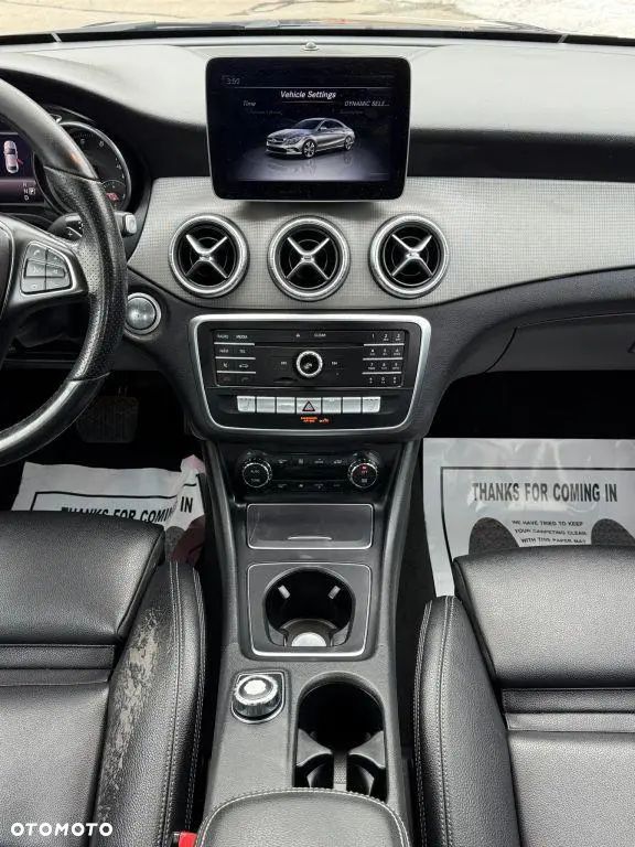 Mercedes-Benz CLA - 22