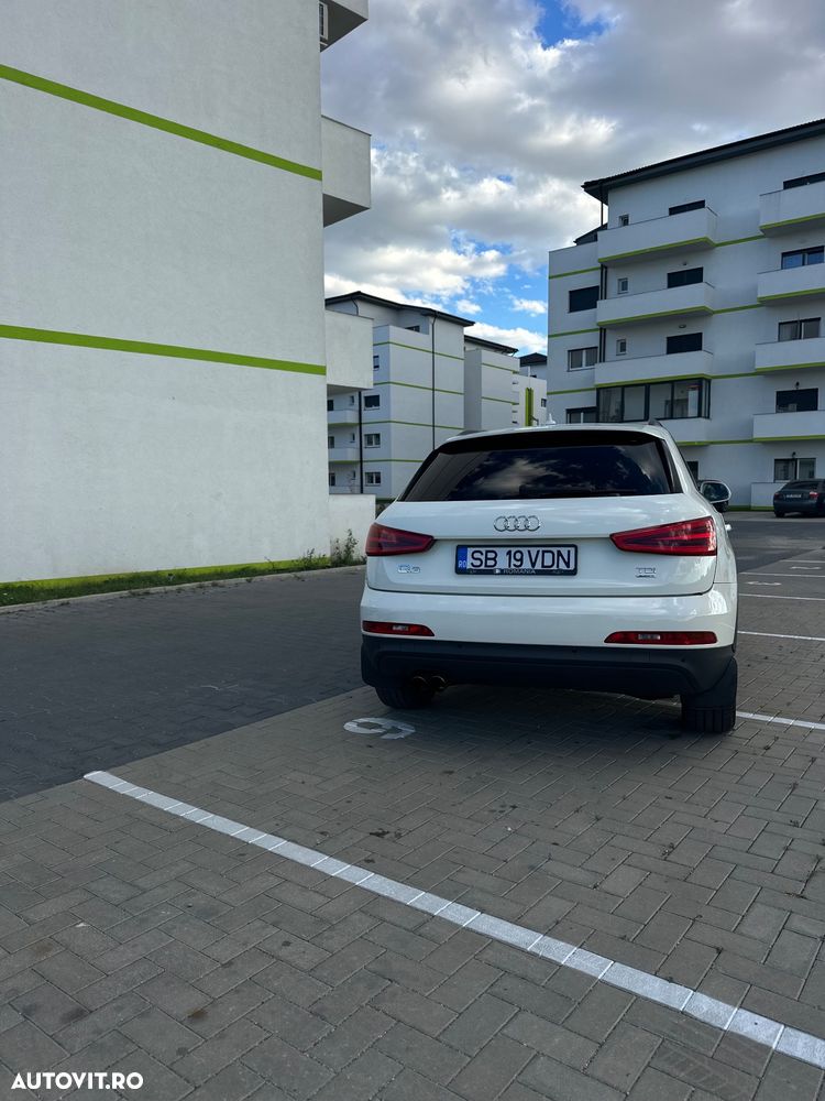 Audi Q3 2.0 TDI Quattro S-Tronic - 4
