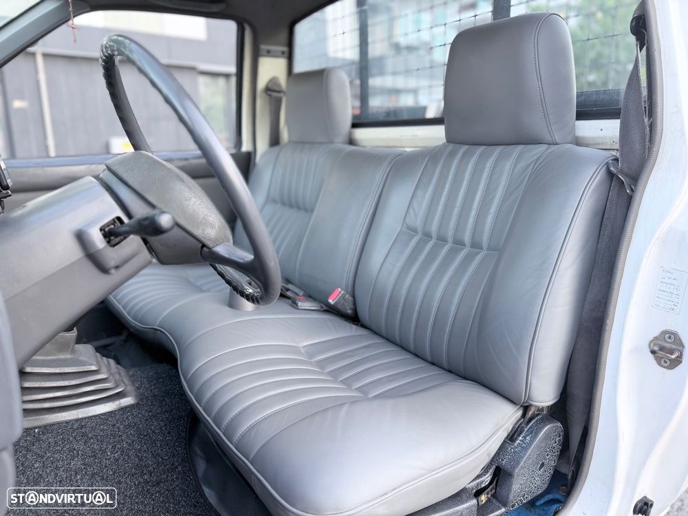 Nissan Pick Up 2.5 D - 2