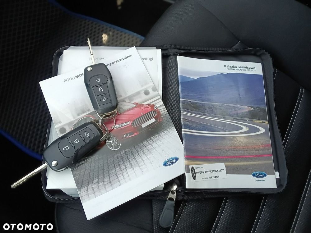 Ford Mondeo - 35