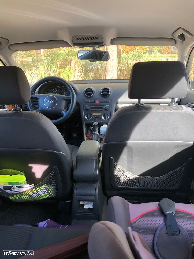 Audi A3 2.0 TDI Ambiente - 8