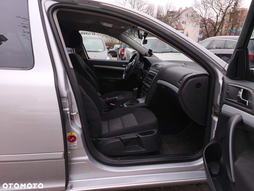 Skoda Octavia 2.0 TDI Ambiente - 9
