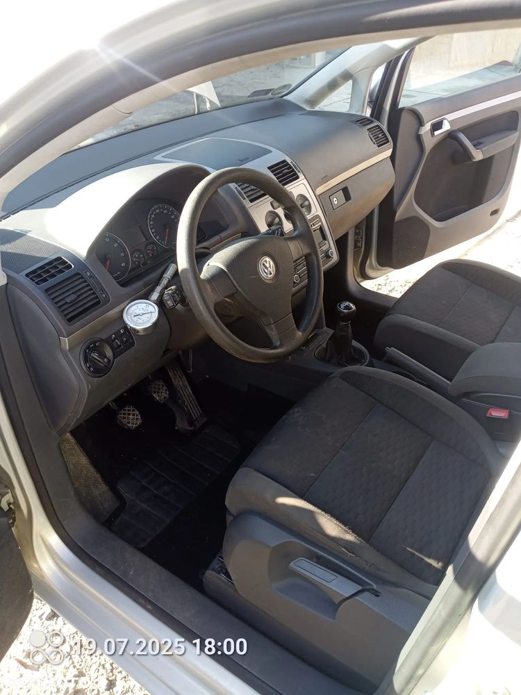 Volkswagen Touran 1.4 TSI Comfortline - 11