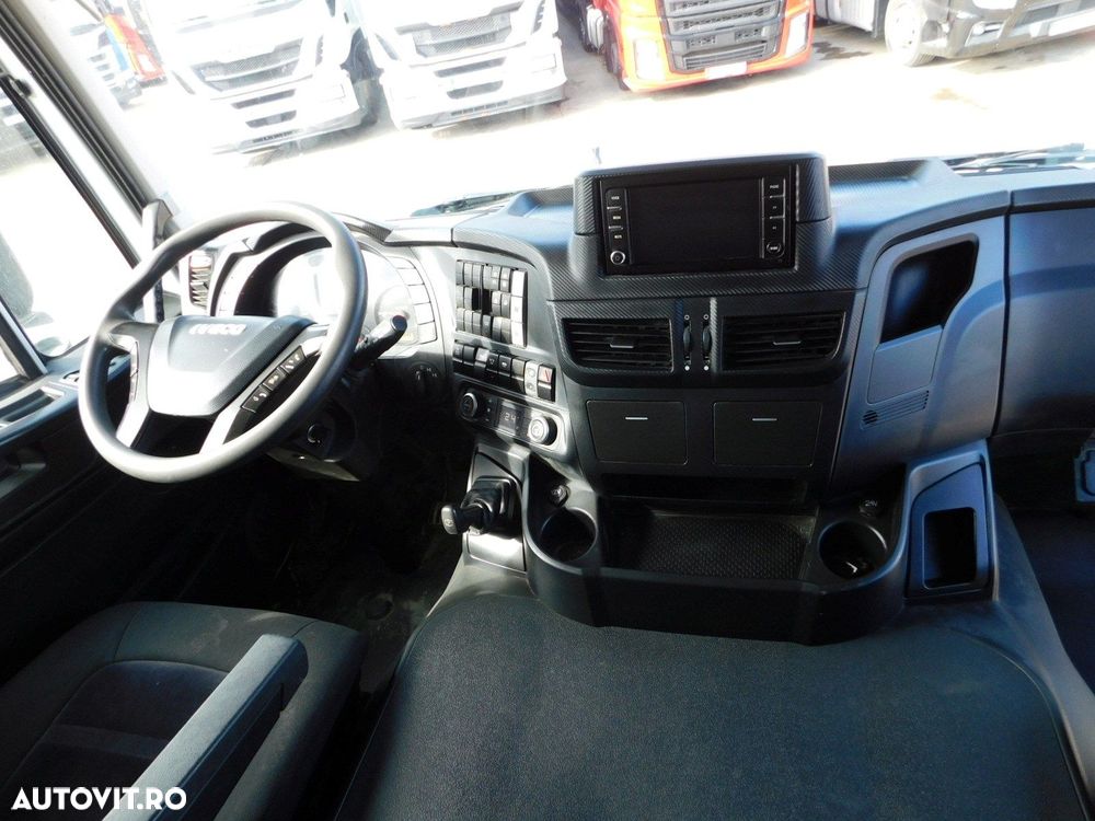 Iveco Ad340x - 6