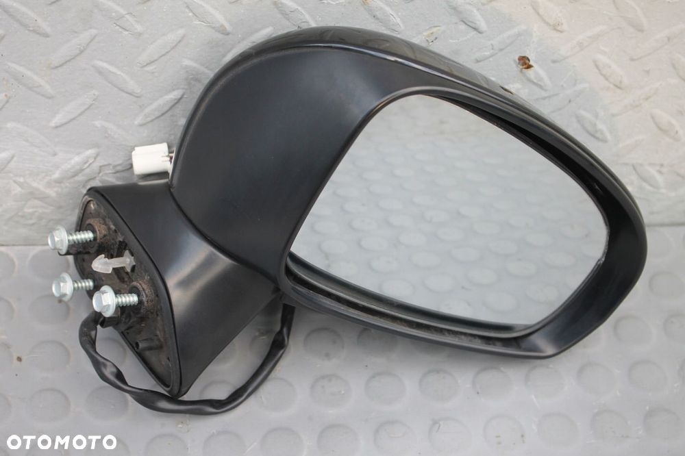 LUSTERKO PRAWE 5 PIN TOYOTA VERSO-S 10-15 209 - 4