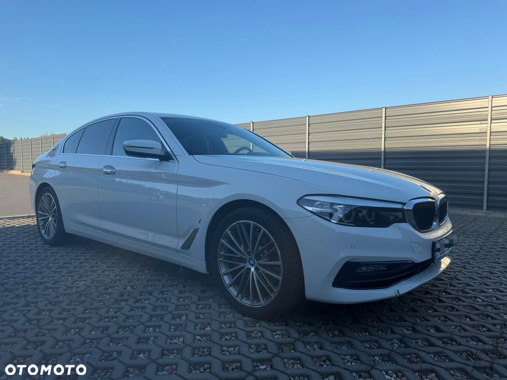 BMW Seria 5 530e iPerformance GPF Luxury Line - 2
