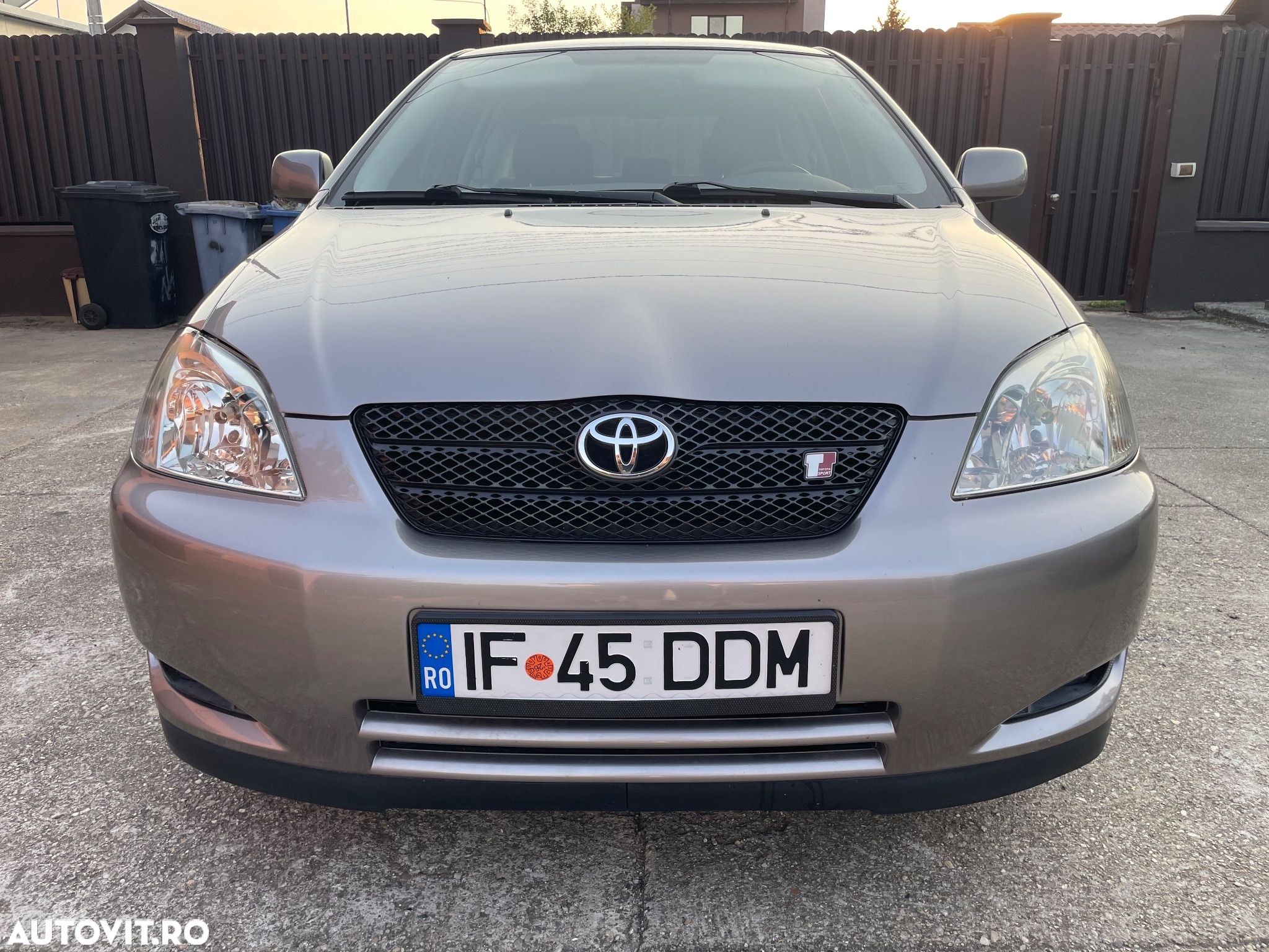 Toyota Corolla 1.8 T-Sport - 1