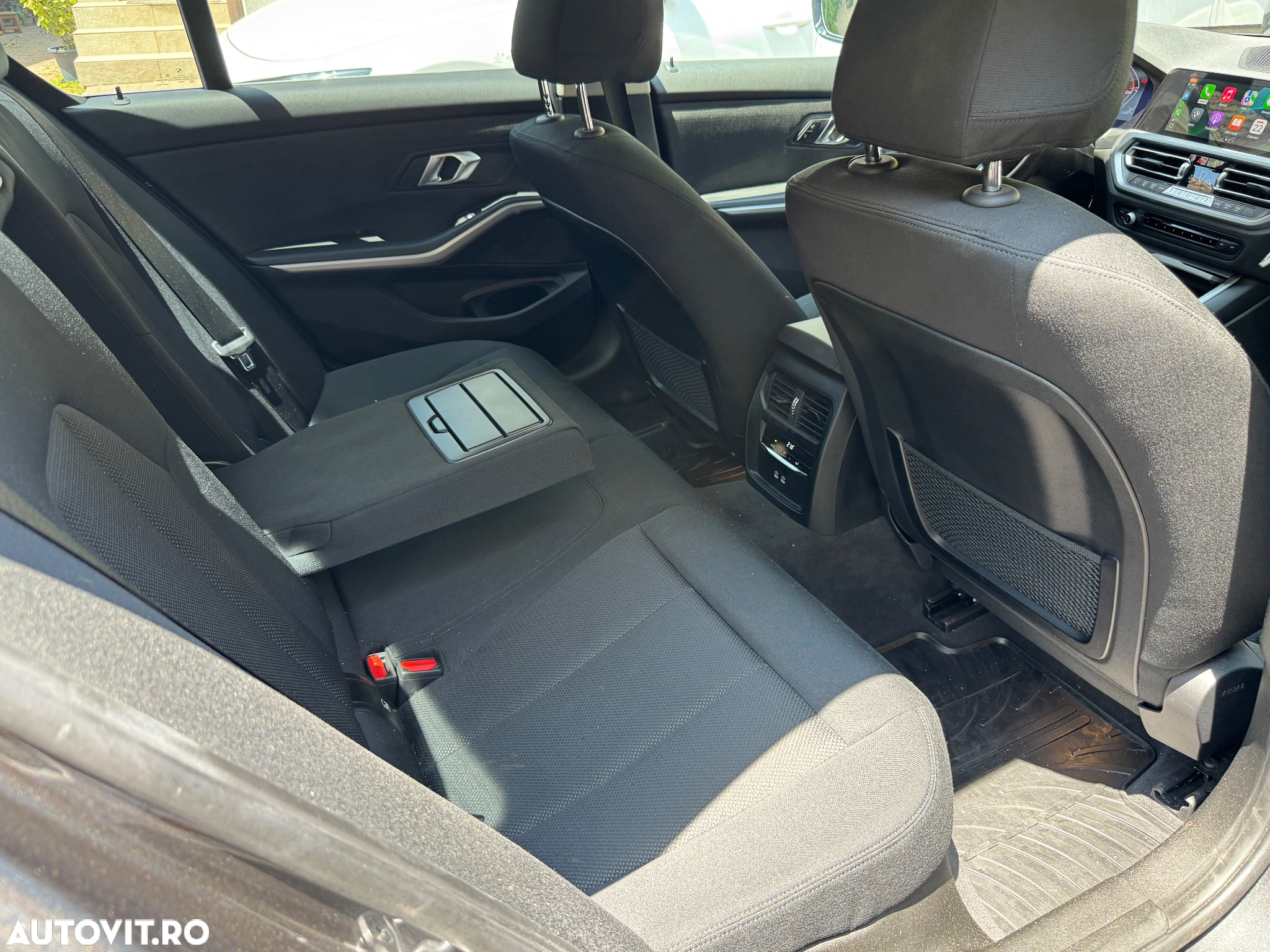 BMW Seria 3 320i AT - 11