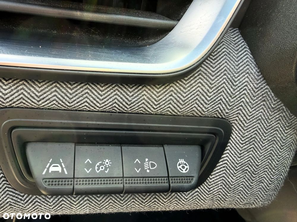 Renault Clio 1.6 E-TECH Intens - 17