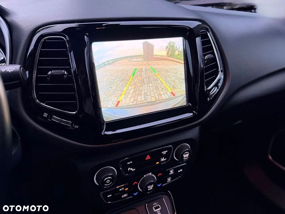 Jeep Compass 2.4I 4x4 CVT Limited - 24