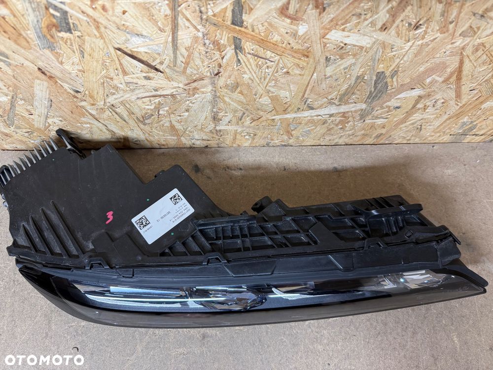 REFLEKTOR LAMPA LED BMW 7 i7 G70 SWAROVSKI CRYSTAL PRAWA ORYGINAŁ 9879936 - 6