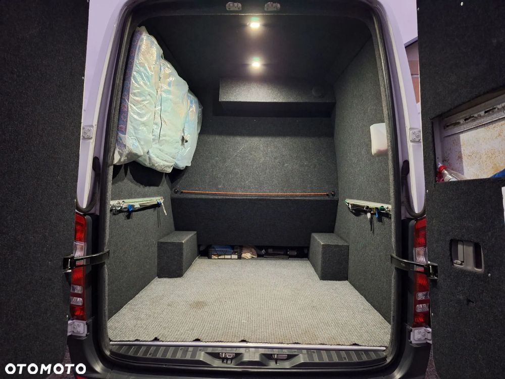 Mercedes-Benz Sprinter 906.255 - 22