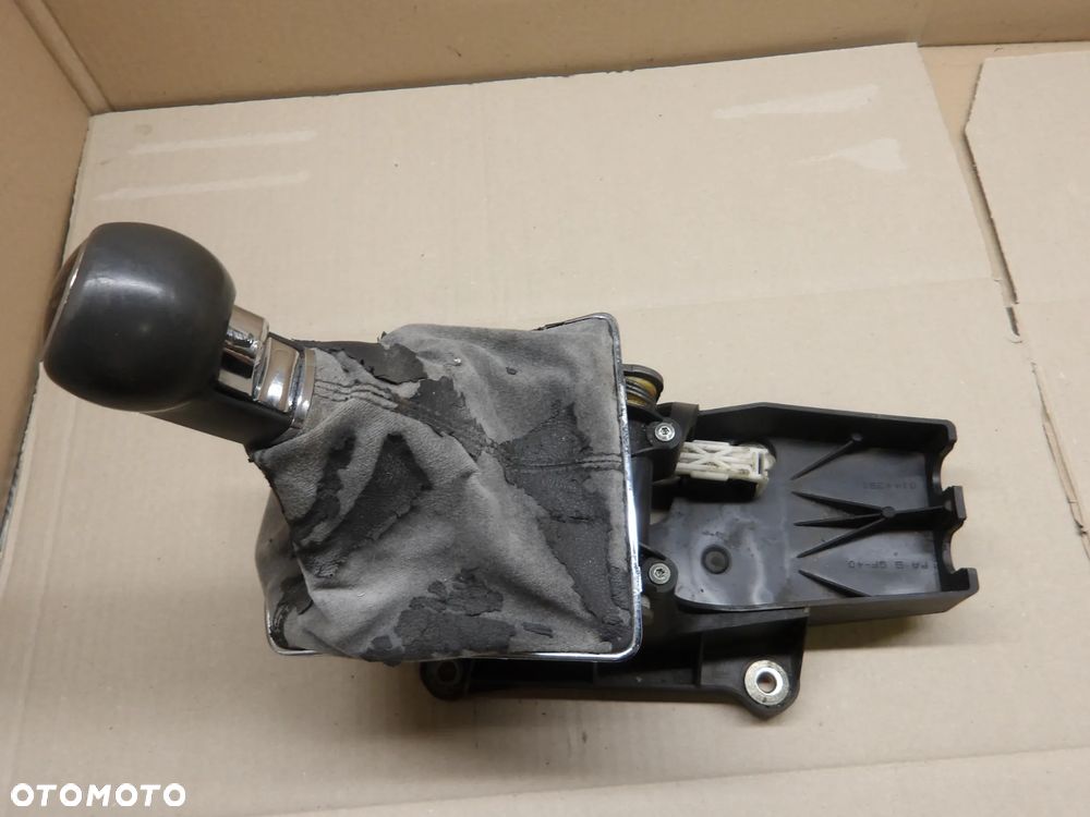 OPEL ASTRA III H HB 5D 1.9D HB 5D LEWAREK WYBIERAK ZMIANY BIEGÓW 055351706 - 2