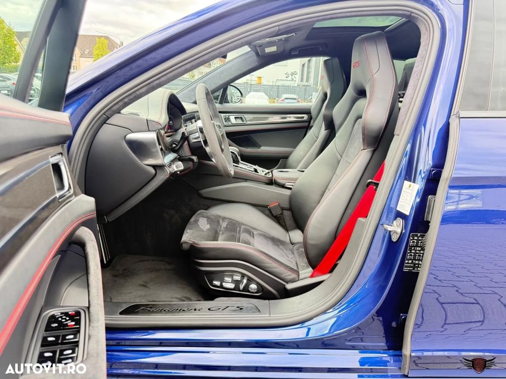 Porsche Panamera GTS - 10