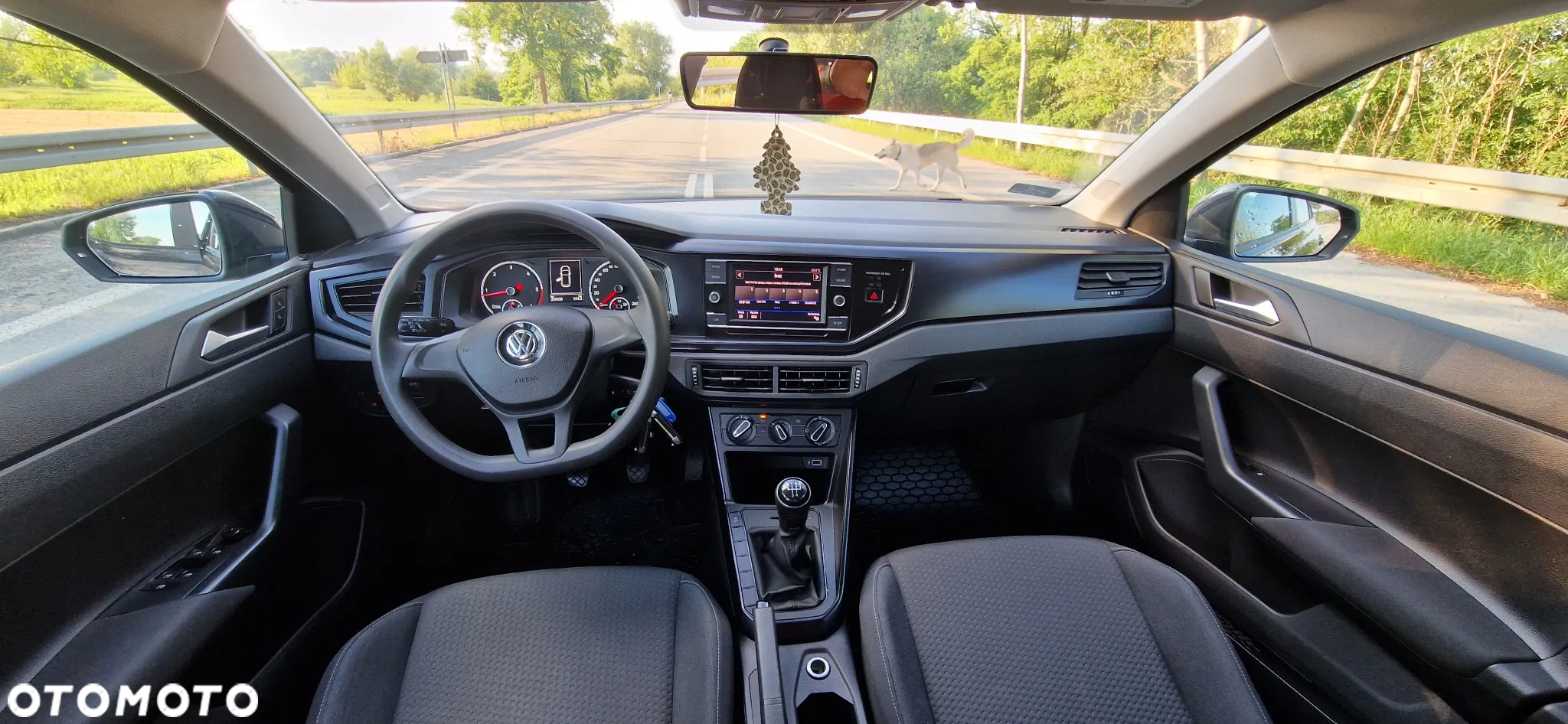 Volkswagen Polo 1.6 TDI SCR Trendline - 11