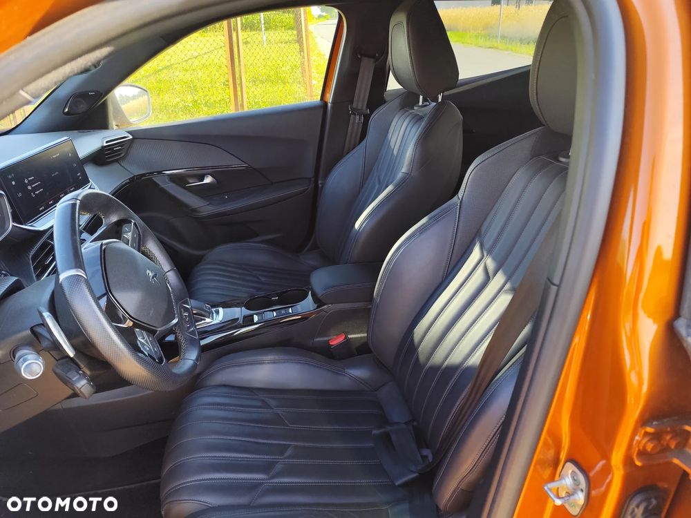 Peugeot 2008 PureTech 155 EAT8 GT Pack - 18