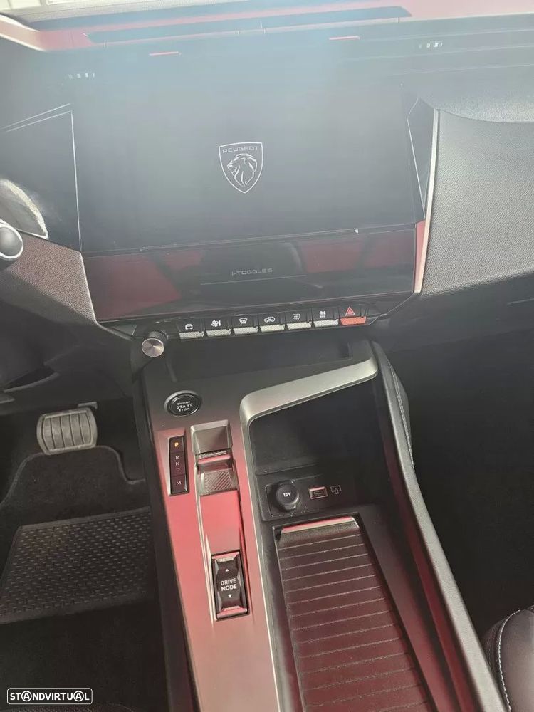 Peugeot 308 SW 1.2 PureTech Allure Pack EAT8 — fotografia 11
