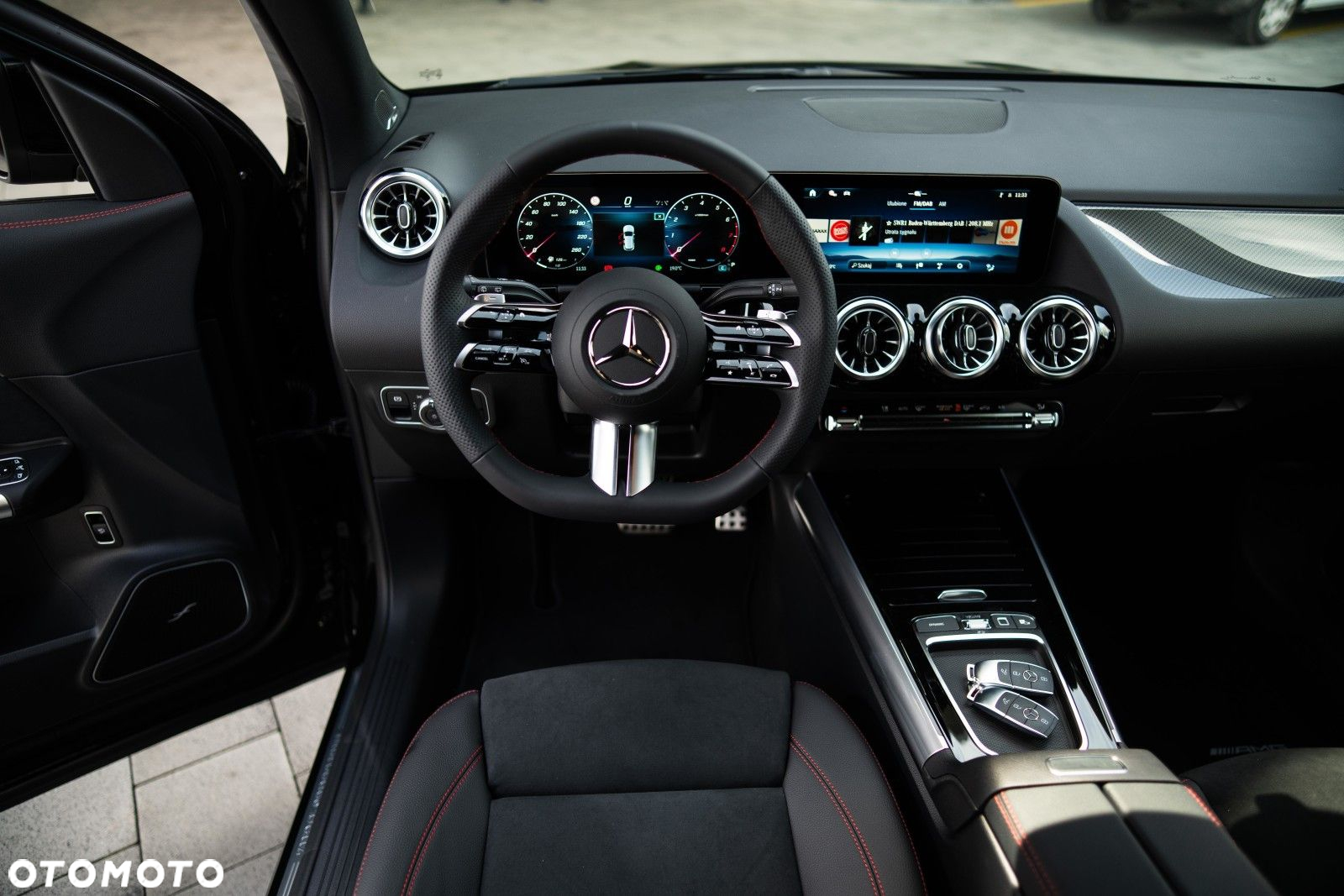 Mercedes-Benz GLA - 18