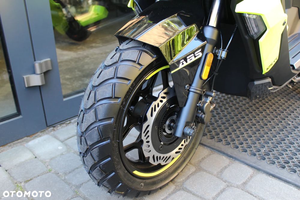 Velocifero Mobster - 15