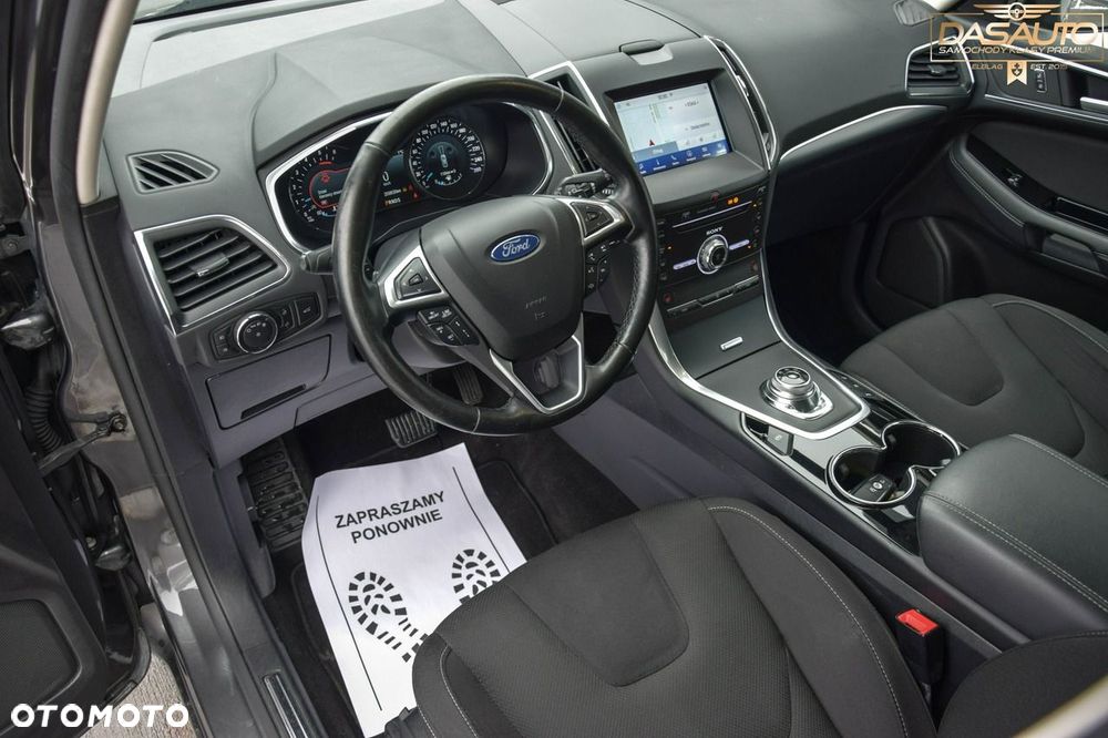 Ford S-Max - 19