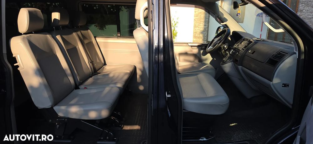 Volkswagen Caravelle - 11