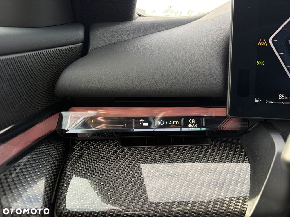 BMW Seria 5 520d xDrive mHEV M Sport - 24