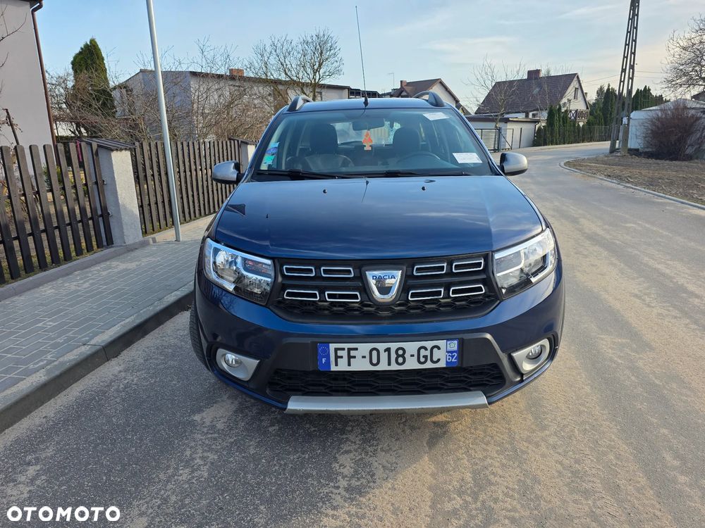 Dacia Logan TCe 90 (S&S) Stepway - 2