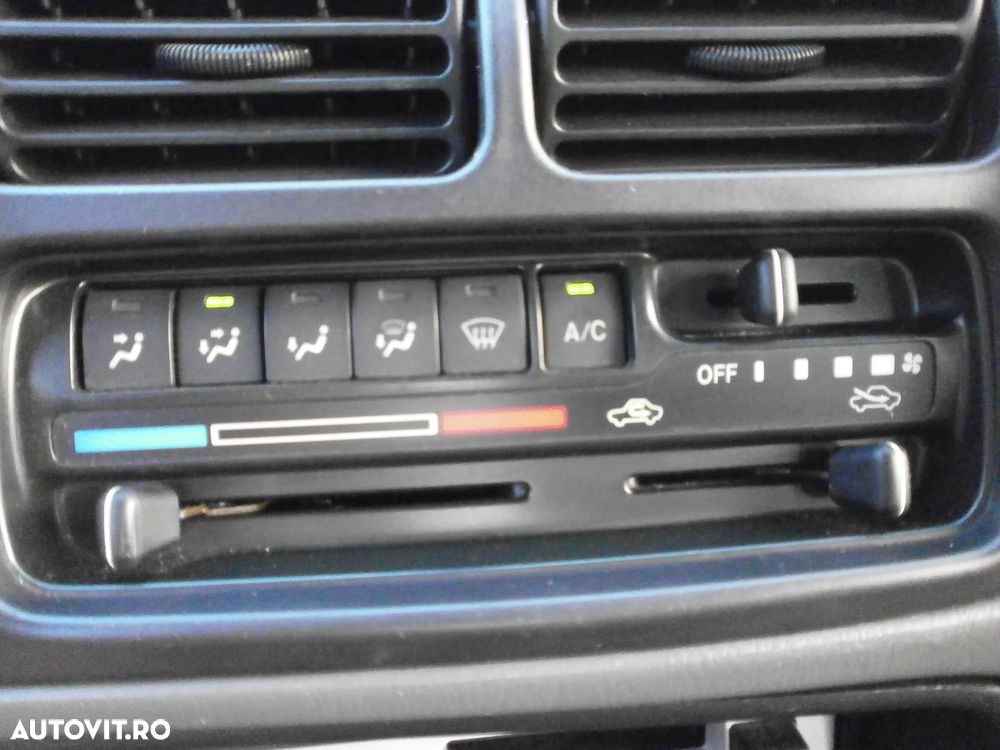 Suzuki Grand Vitara 1.6 Comfort - 11