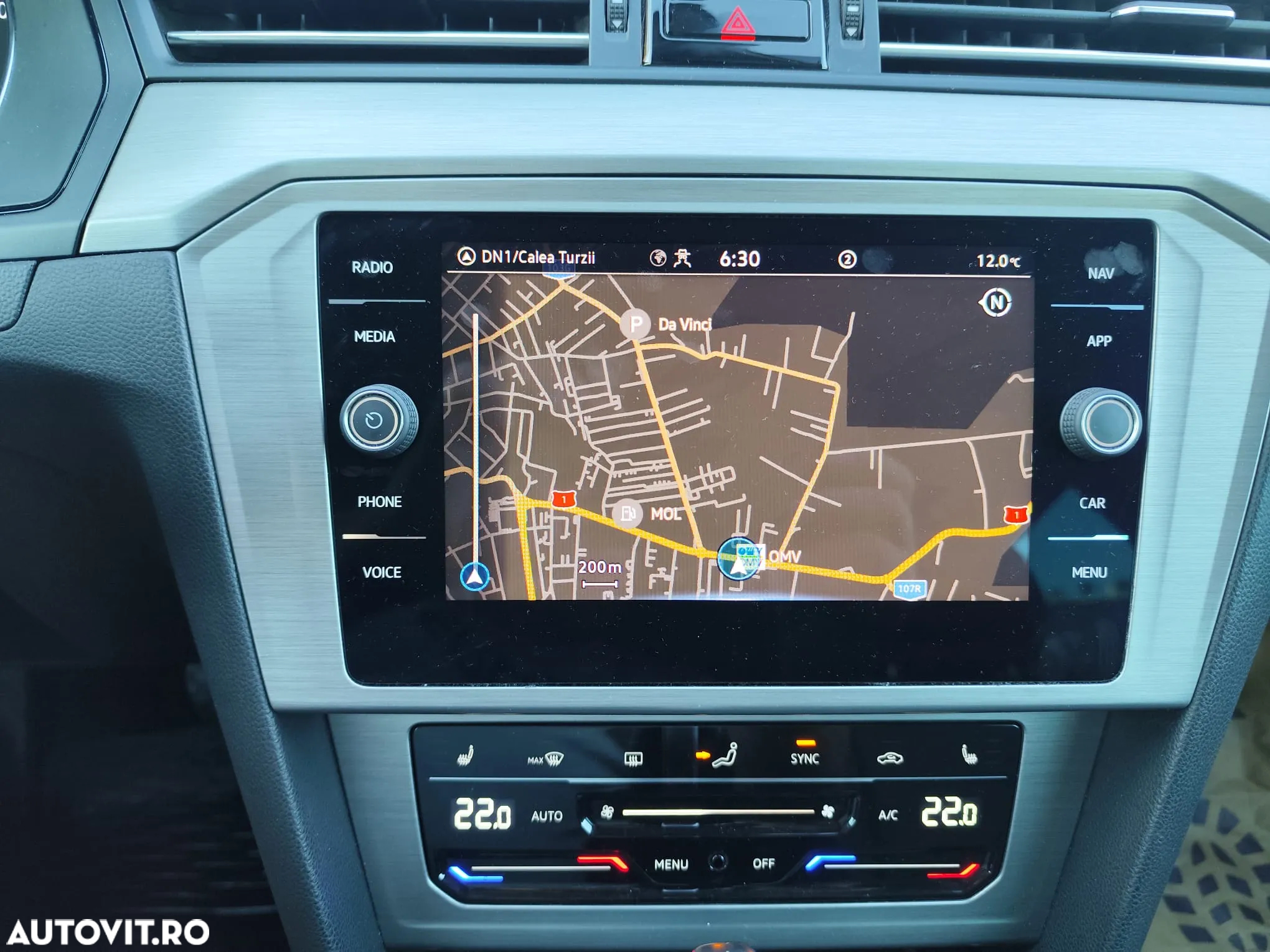 Volkswagen Passat Variant 2.0 TDI DSG Comfortline - 21