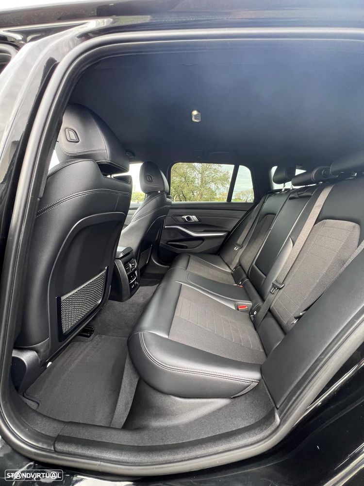 BMW 320 d Touring Line Sport Auto - 13