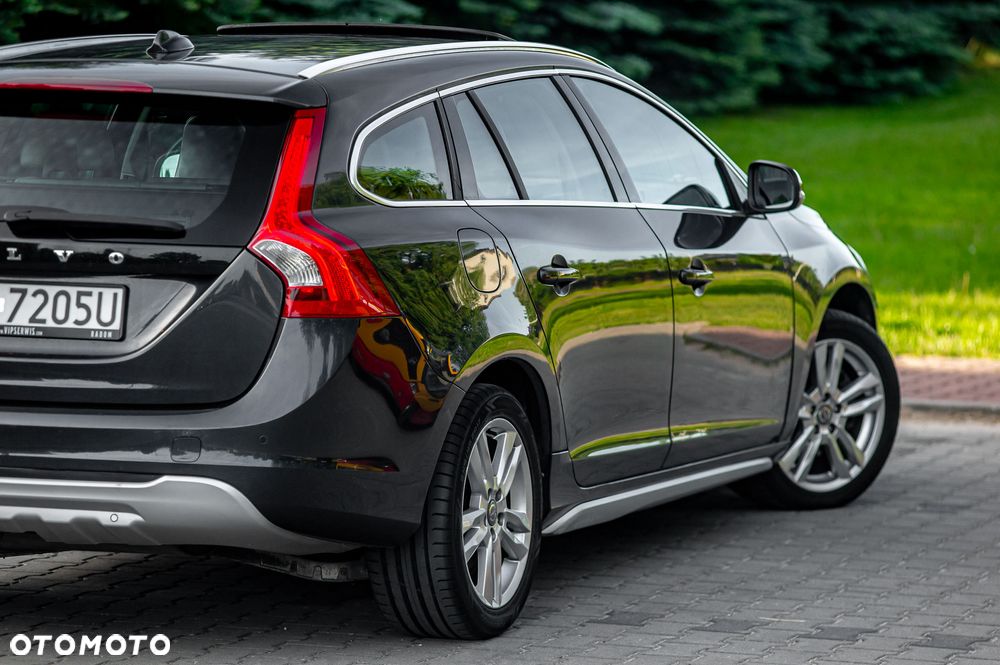 Volvo V60 D3 Geartronic RDesign - 8