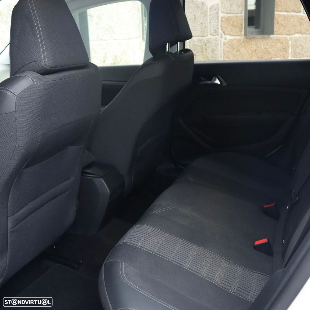 Peugeot 308 SW 1.5 BlueHDi Allure Pack - 22