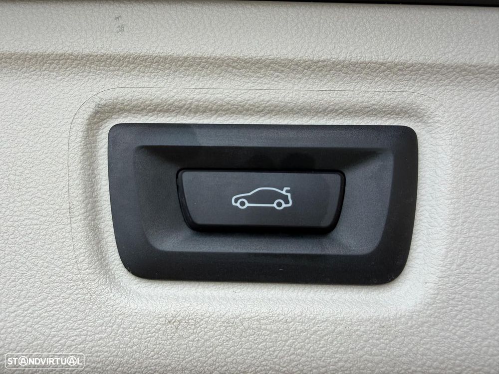BMW 320 e Auto - 16