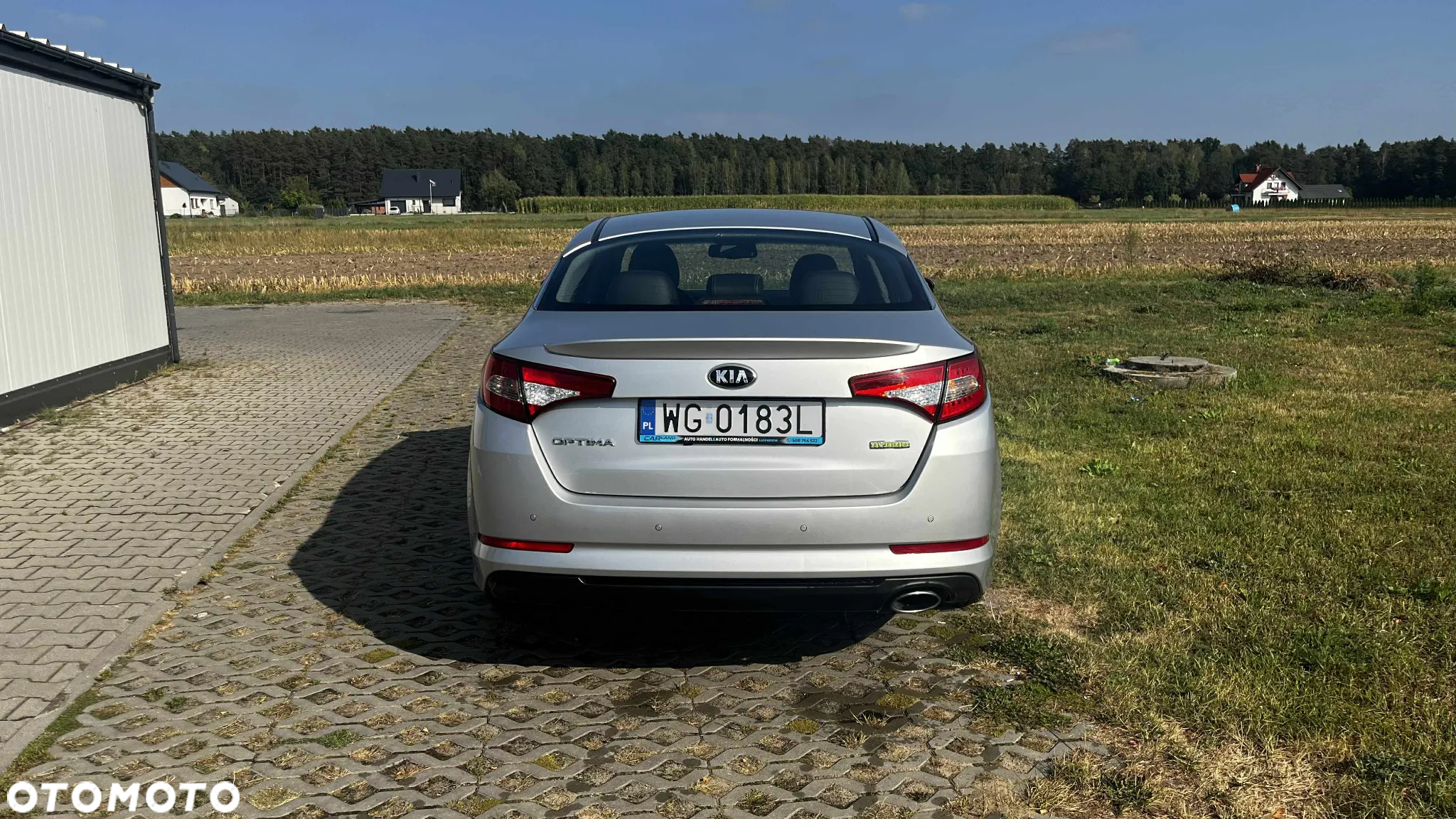 Kia Optima 2.0 L - 14