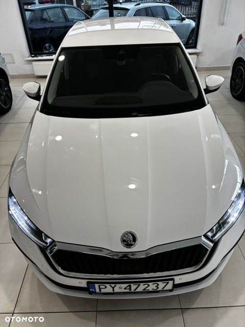Skoda Octavia 2.0 TDI Ambition DSG - 8