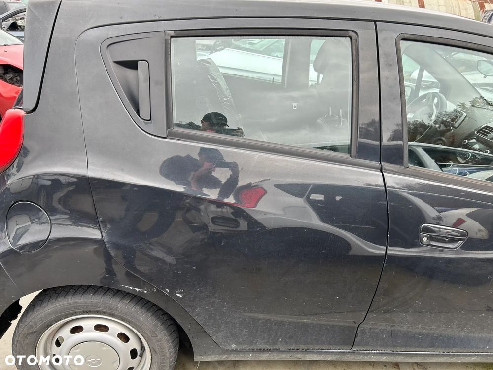 CHEVROLET SPARK DRZWI PRAWE LEWE TYŁ - 4