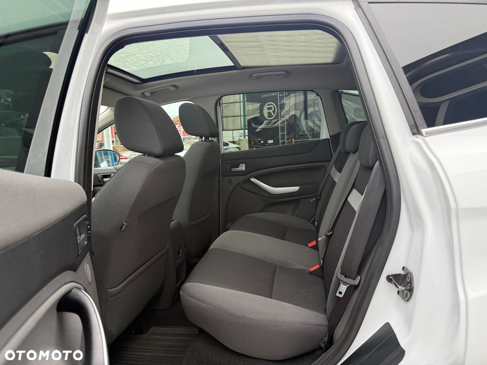 Ford Kuga 2.0 TDCi 2x4 SYNC - 20