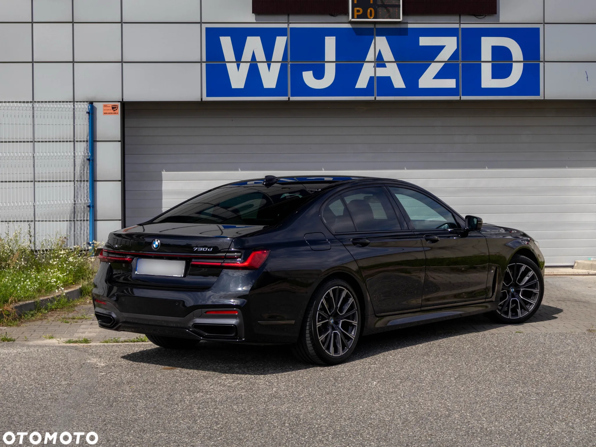 BMW Seria 7 730d xDrive mHEV sport - 12