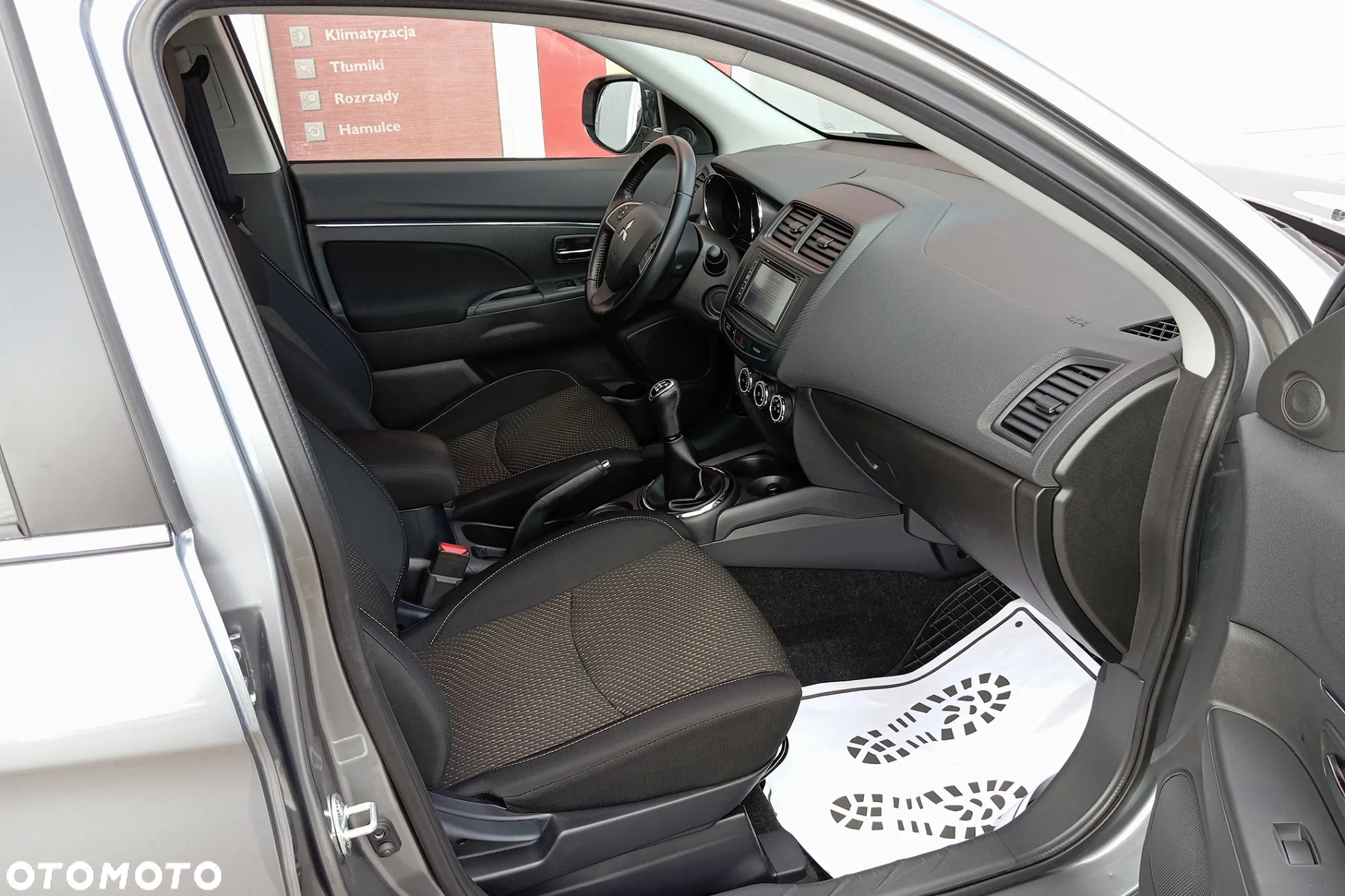 Mitsubishi ASX - 33