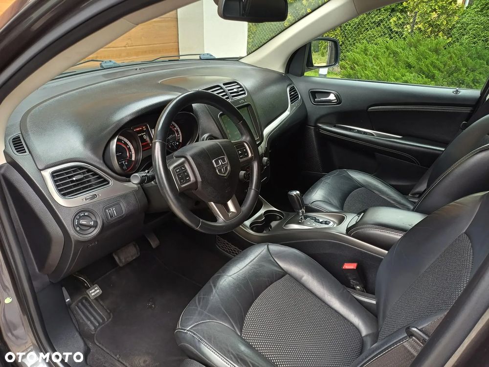 Dodge Journey - 9