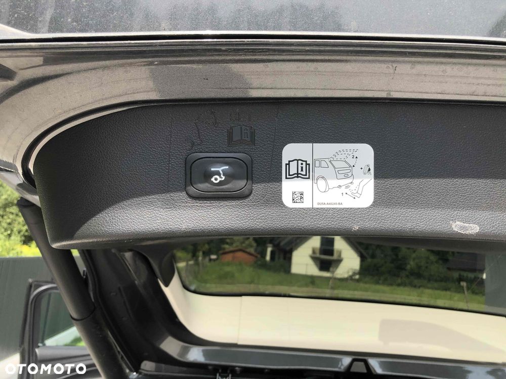 Ford Kuga 2.0 TDCi AWD Titanium - 8