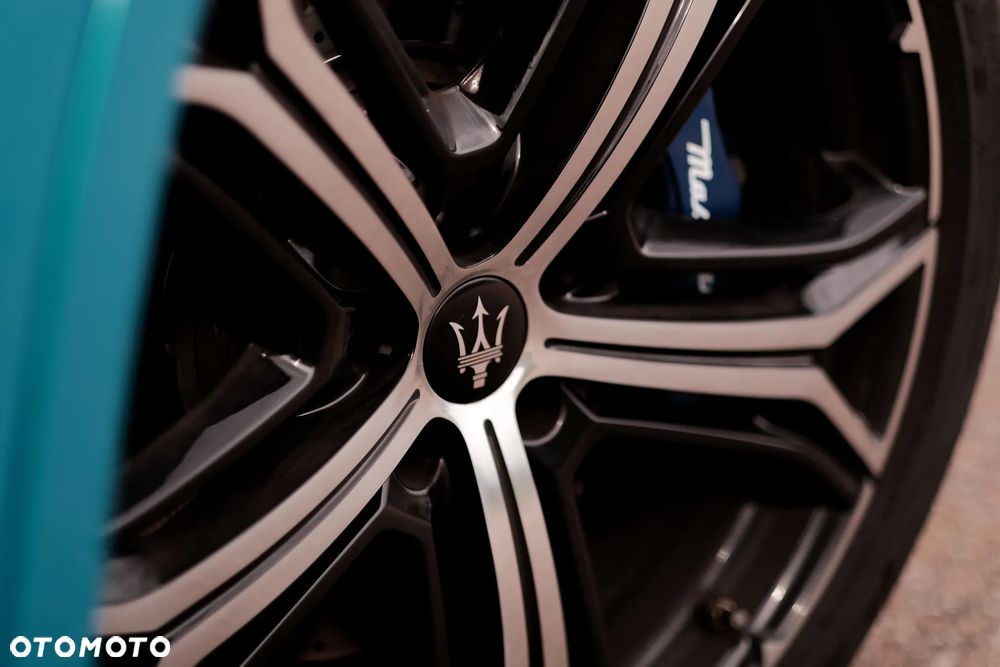 Maserati Levante - 16