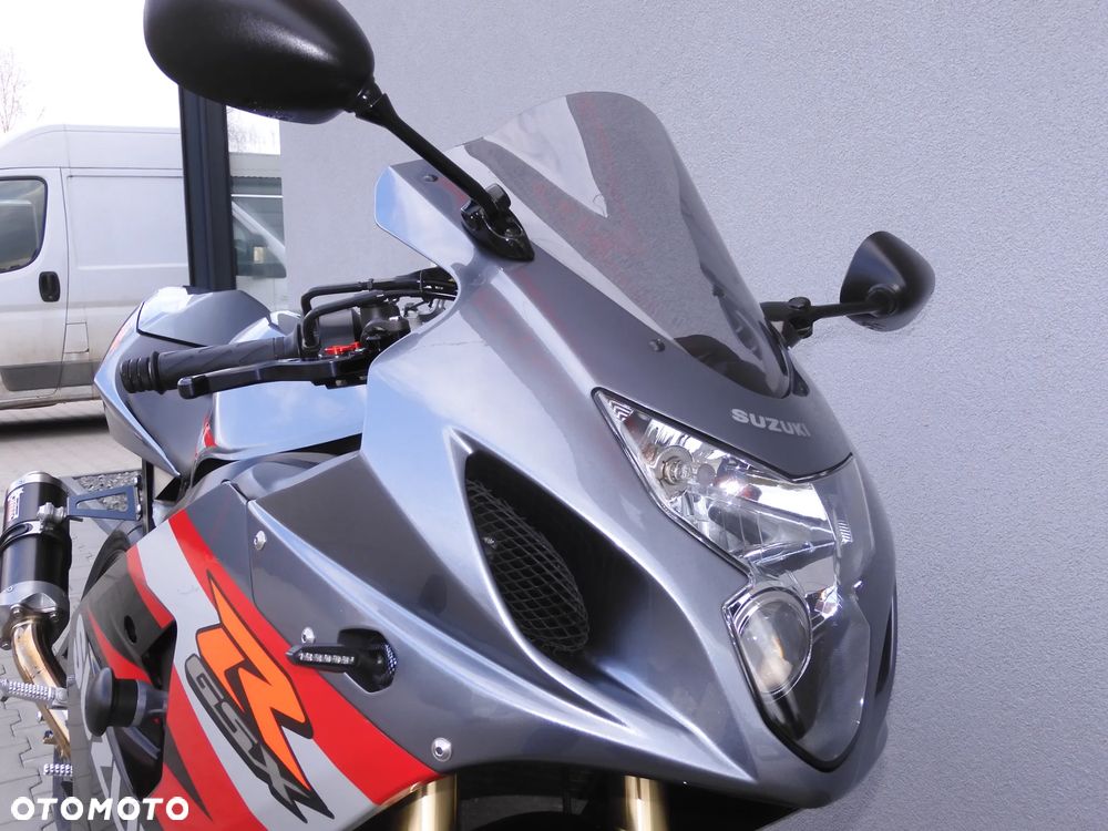 Suzuki GSX-R - 4