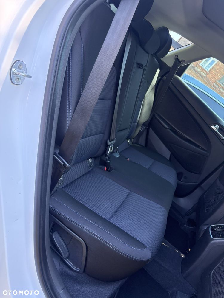 Hyundai Tucson blue 1.7 CRDi 2WD DCT Premium - 30